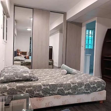 ホテル Sejourner A ,en Maison Familiale Ou En Studio ! 3*